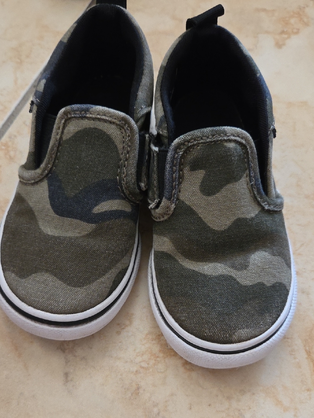 Vans Kids Slip-On Camo Canvas Sneakers - Olive & Dark Green